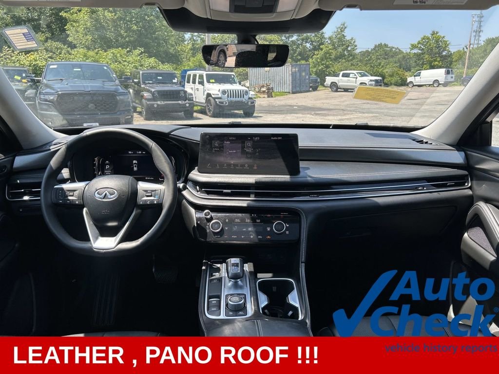 Used 2023 Gray INFINITI LUXE image 22