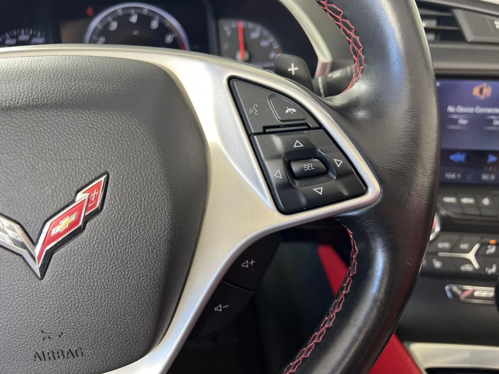 Used 2014 ARCTIC WHITE Chevrolet Z51 3LT image 11