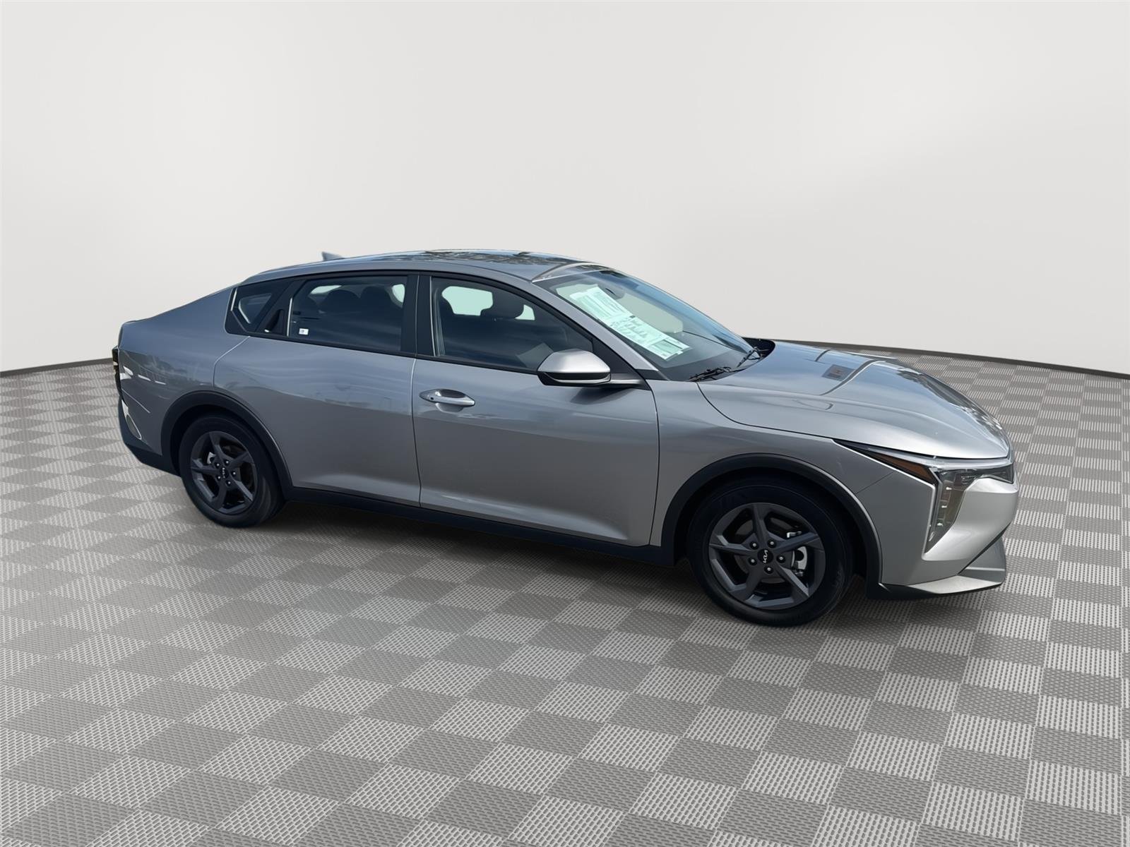 Used 2026 Steel Gray Kia LXS image 3