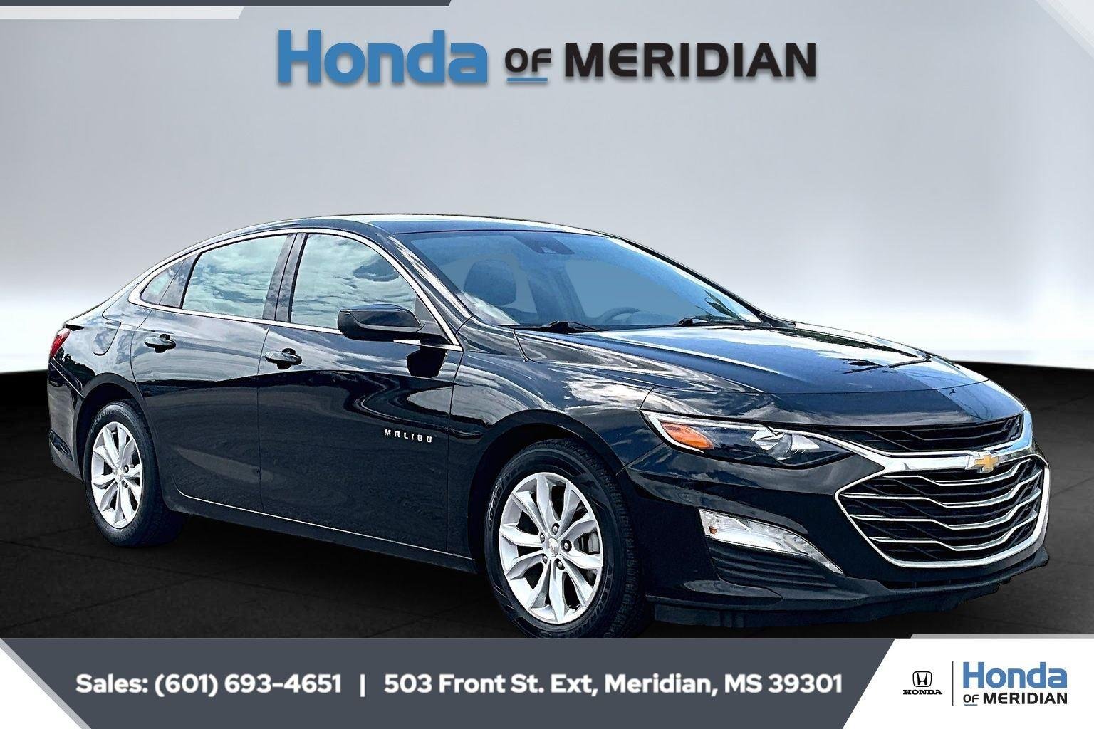 Used 2023 Mosaic Black Metallic Chevrolet LT image 1