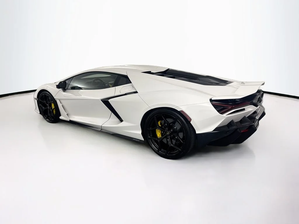 New 2026  Lamborghini Base image 7