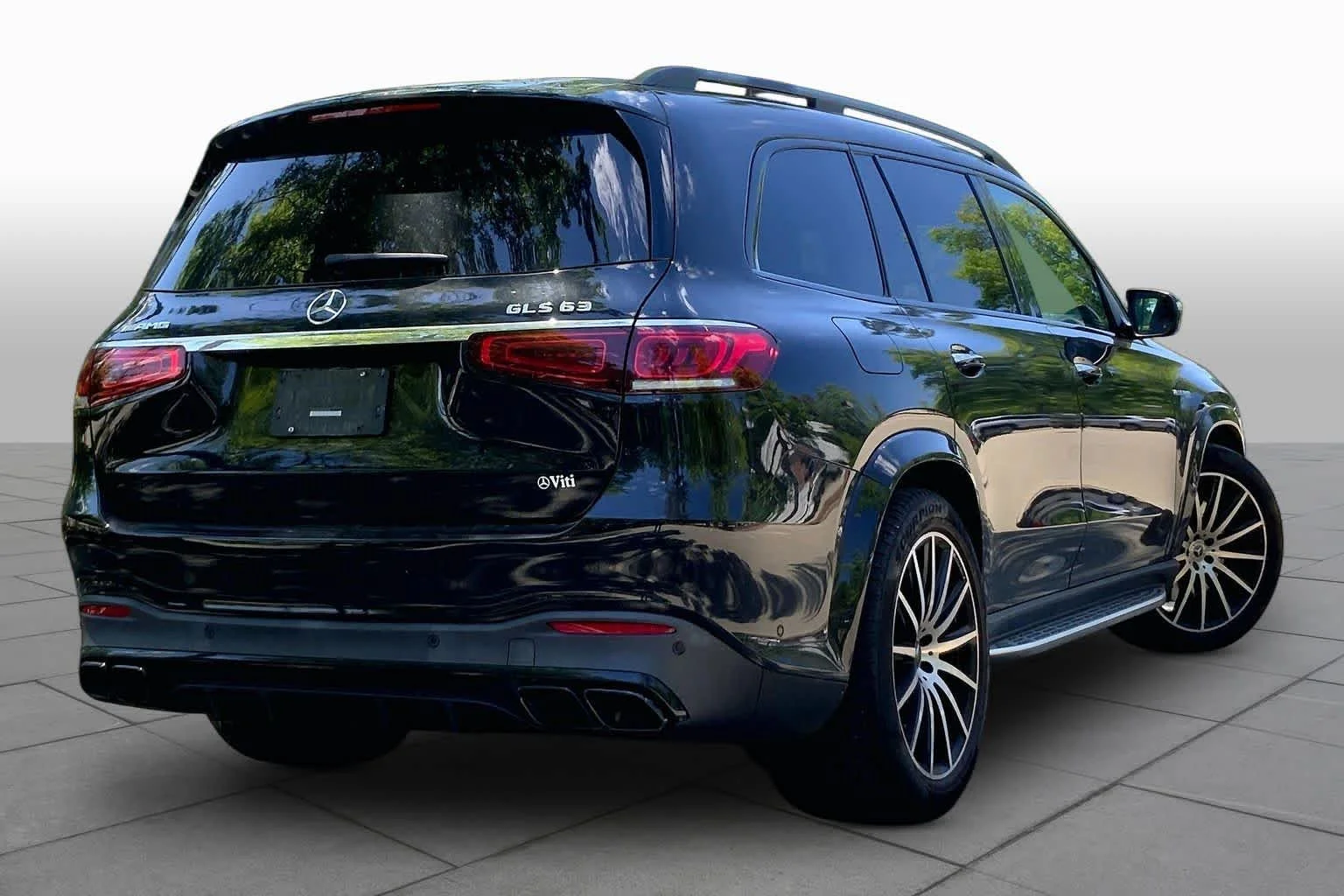 Used 2022 Obsidian Black Metallic Mercedes-Benz AMG® GLS 63 image 12