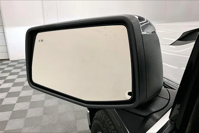 Used 2024 Summit White GMC SLE image 39