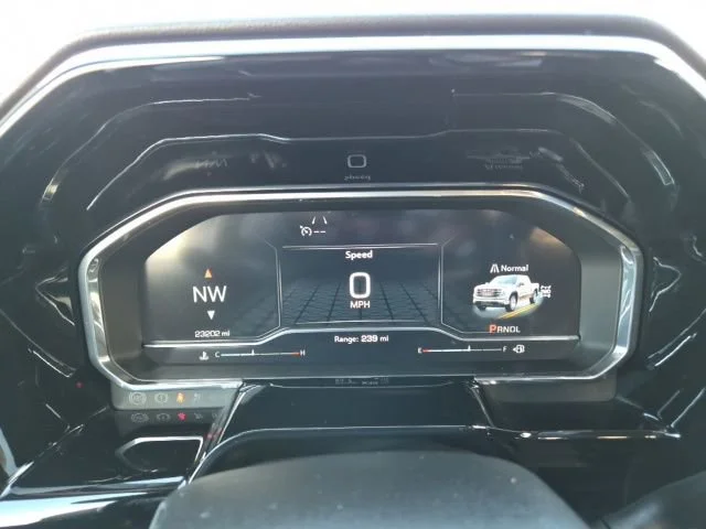 Certified Used 2025 Onyx Black GMC Elevation image 23