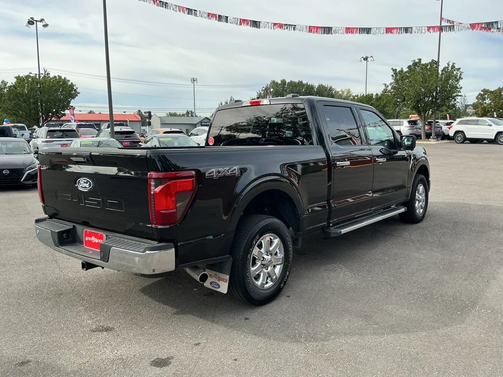 Used 2024 AGATE BLACK METALLIC Ford XLT image 5