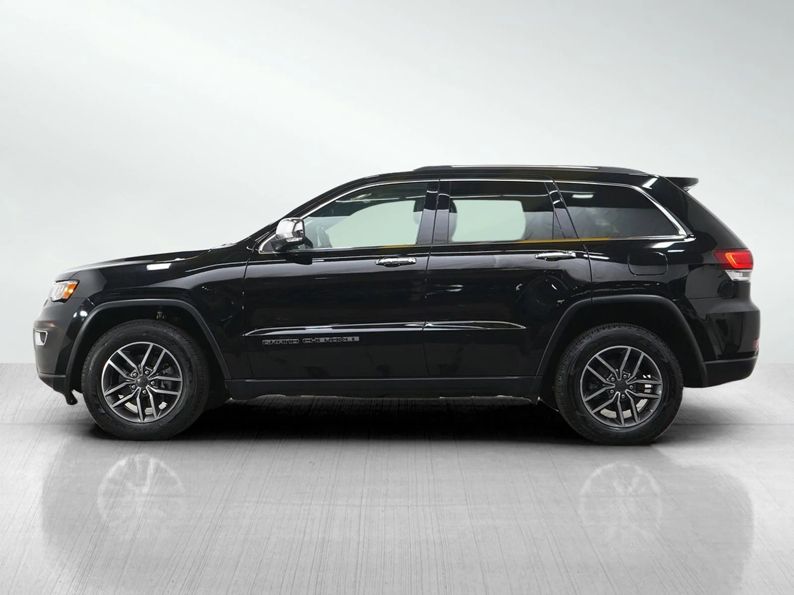 Used 2020 Jeep Grand Cherokee Limited with VIN 1C4RJFBG7LC242174 for sale in White Bear Lake, Minnesota