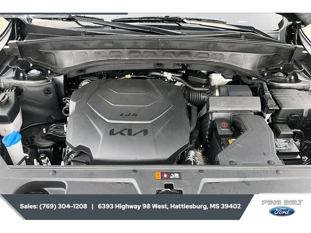 Used 2024 Ebony Black Kia EX image 8