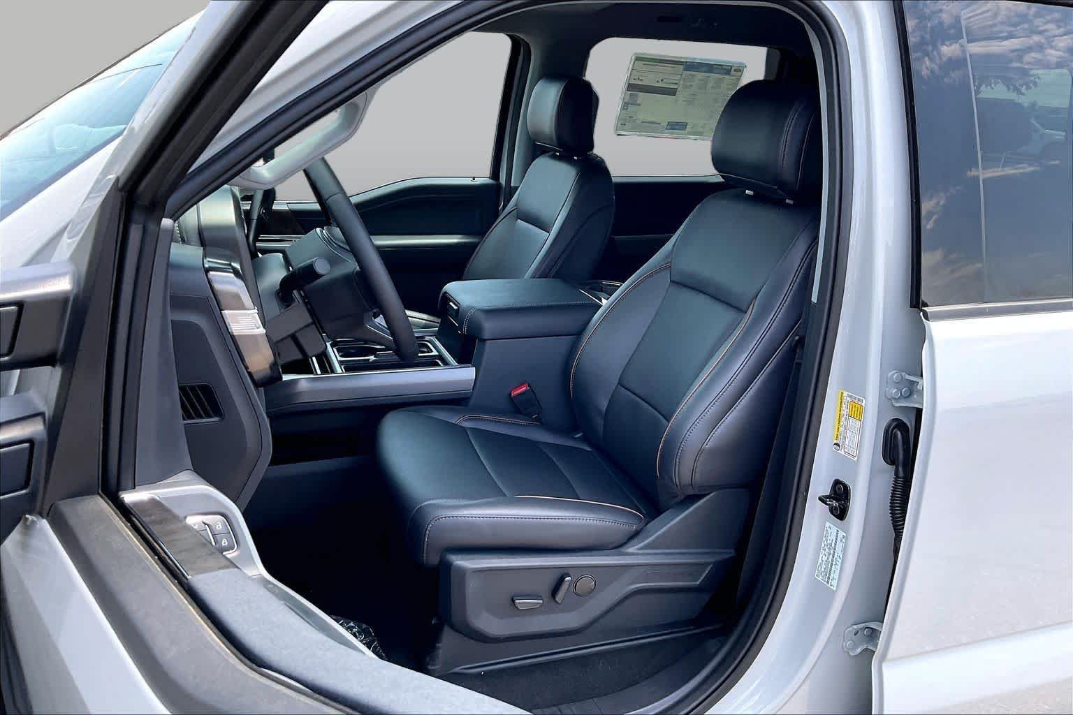 New 2026 Avalanche Ford LARIAT image 9
