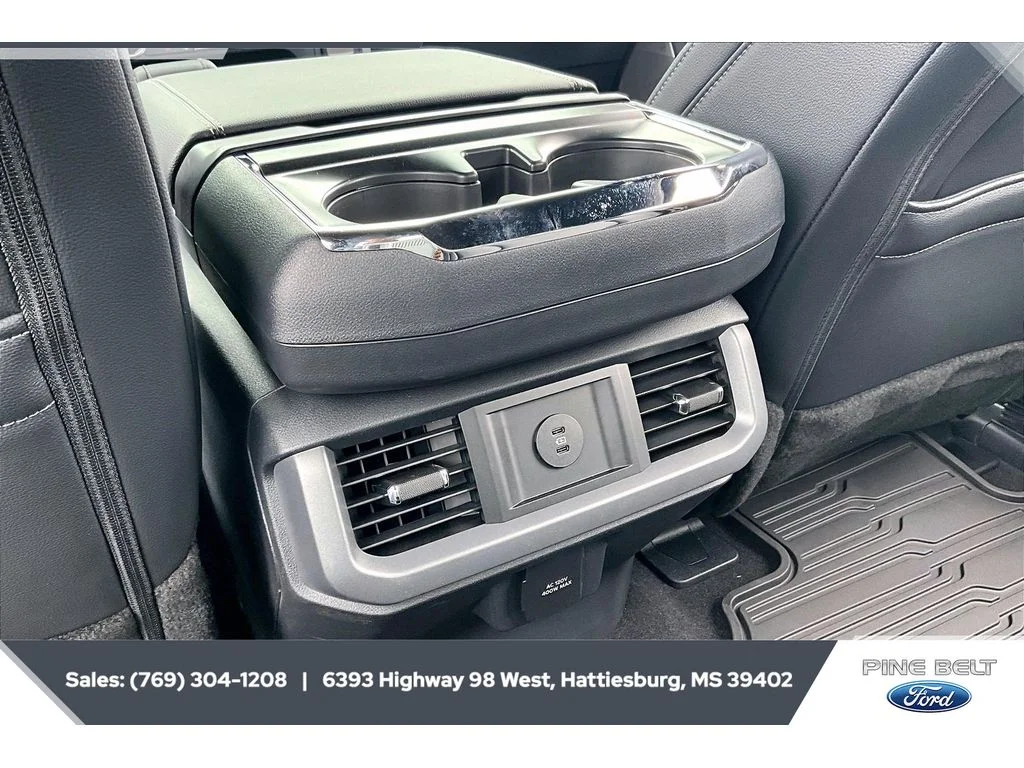 New 2026 Oxford White Ford XLT image 24