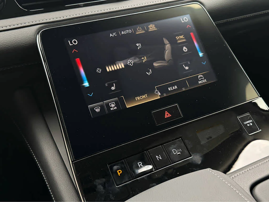 New 2026 RADIANT WHITE INFINITI Pure 2WD image 13