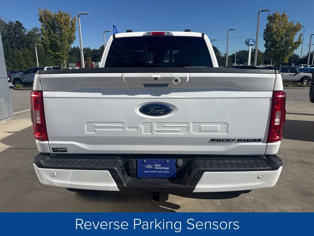 Certified Used 2023 Oxford White Ford XLT image 6