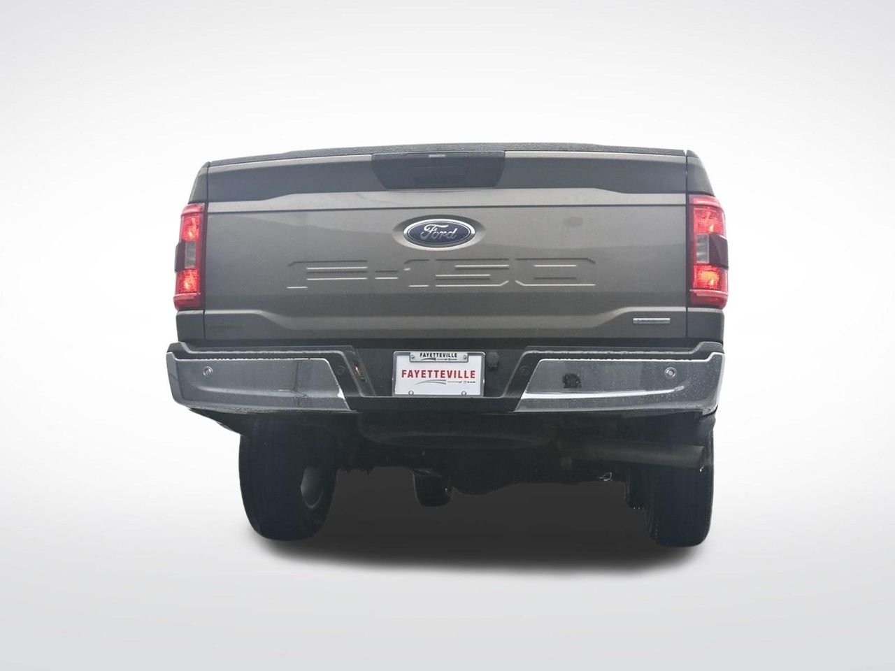 Used 2023 Gray Ford XLT image 33