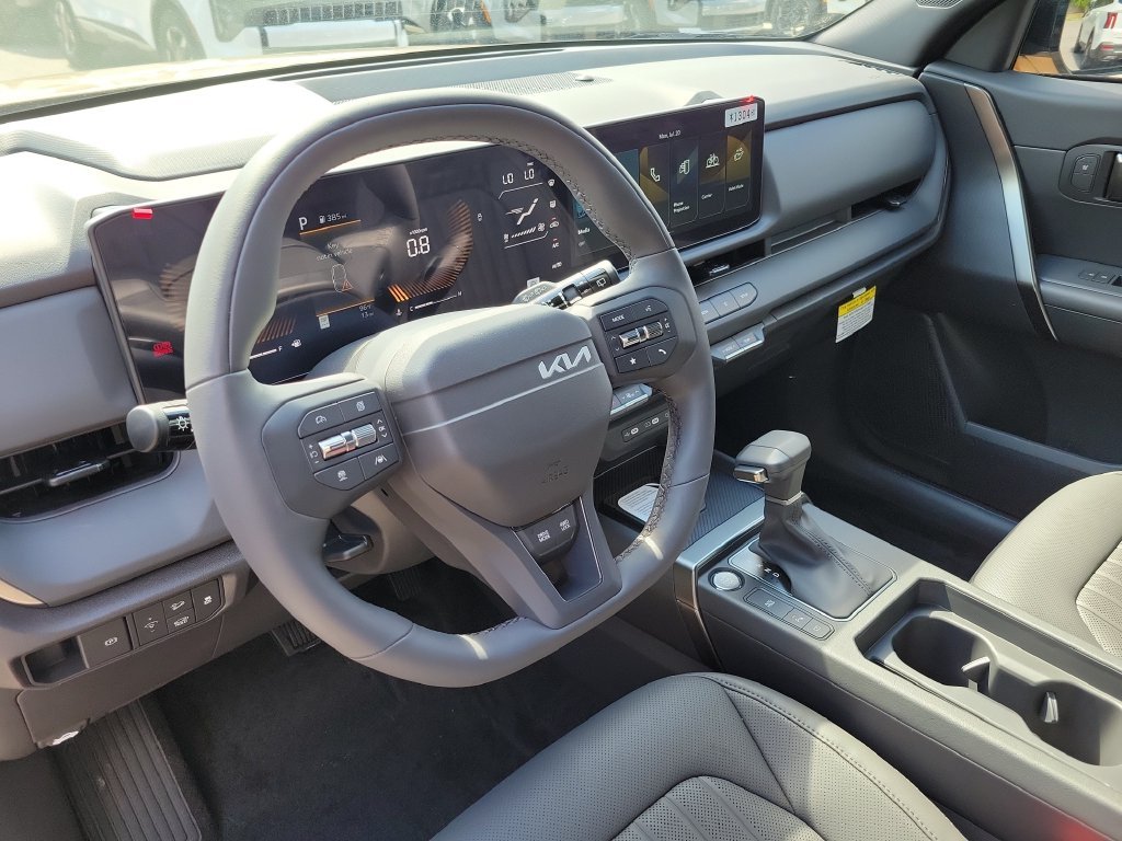 New 2027 Terrain Brown Kia X-Line S image 24