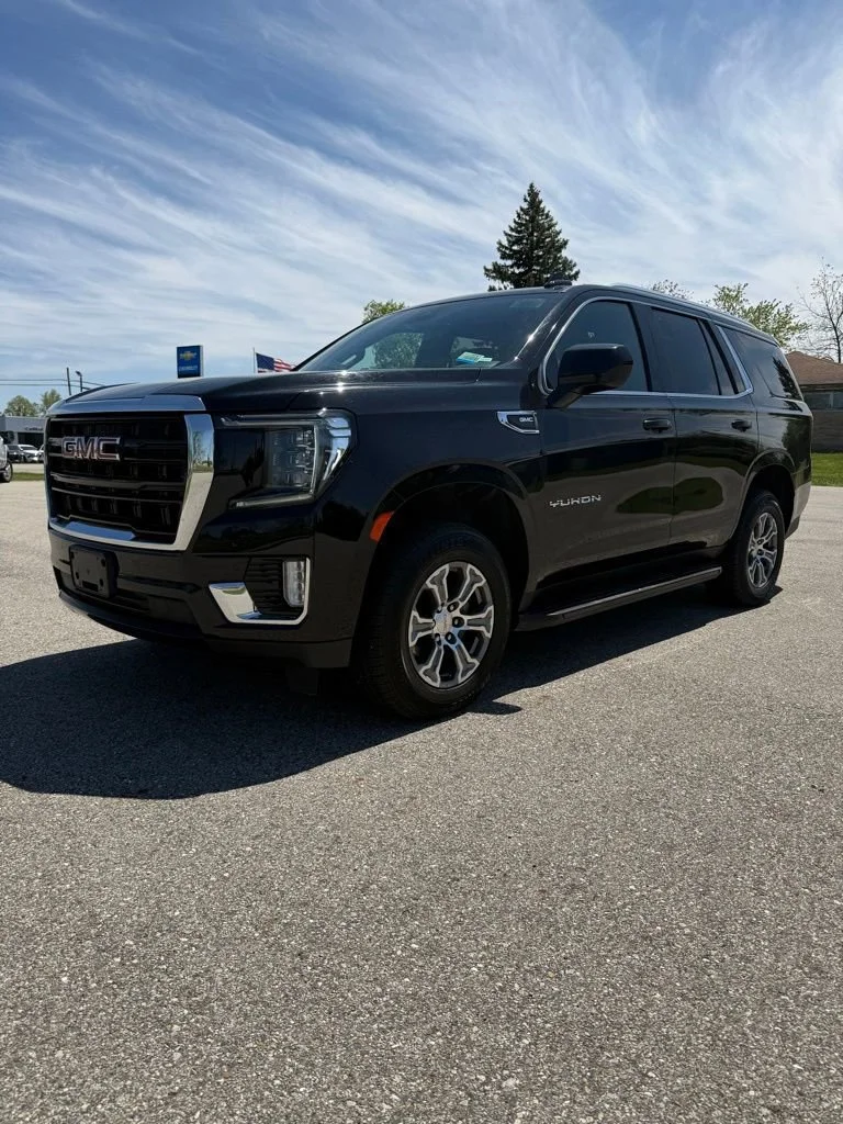 2024 GMC Yukon 4WD SLE's photo