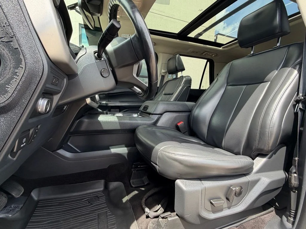 Used 2022 White Ford XLT image 10