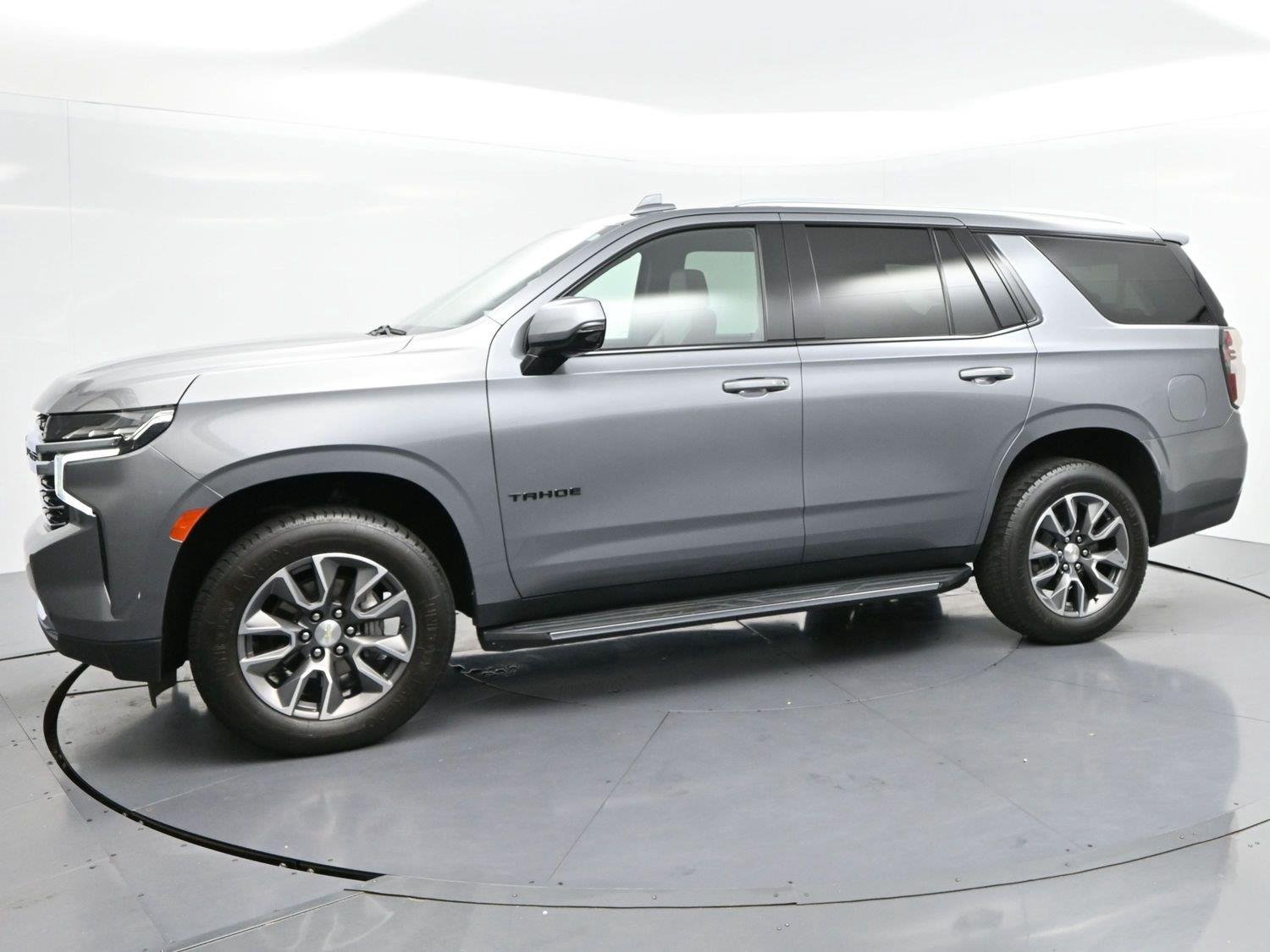 Used 2021 Satin Steel Metallic Chevrolet LT image 3