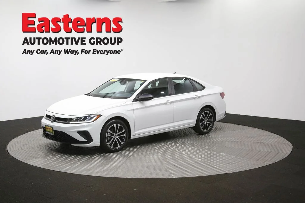 Used 2025 White Volkswagen 1.5T Sport image 54