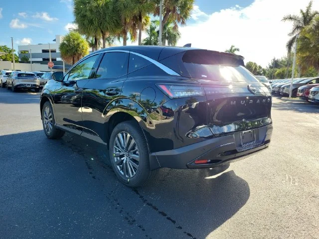 New 2027 Super Black Nissan SL image 6