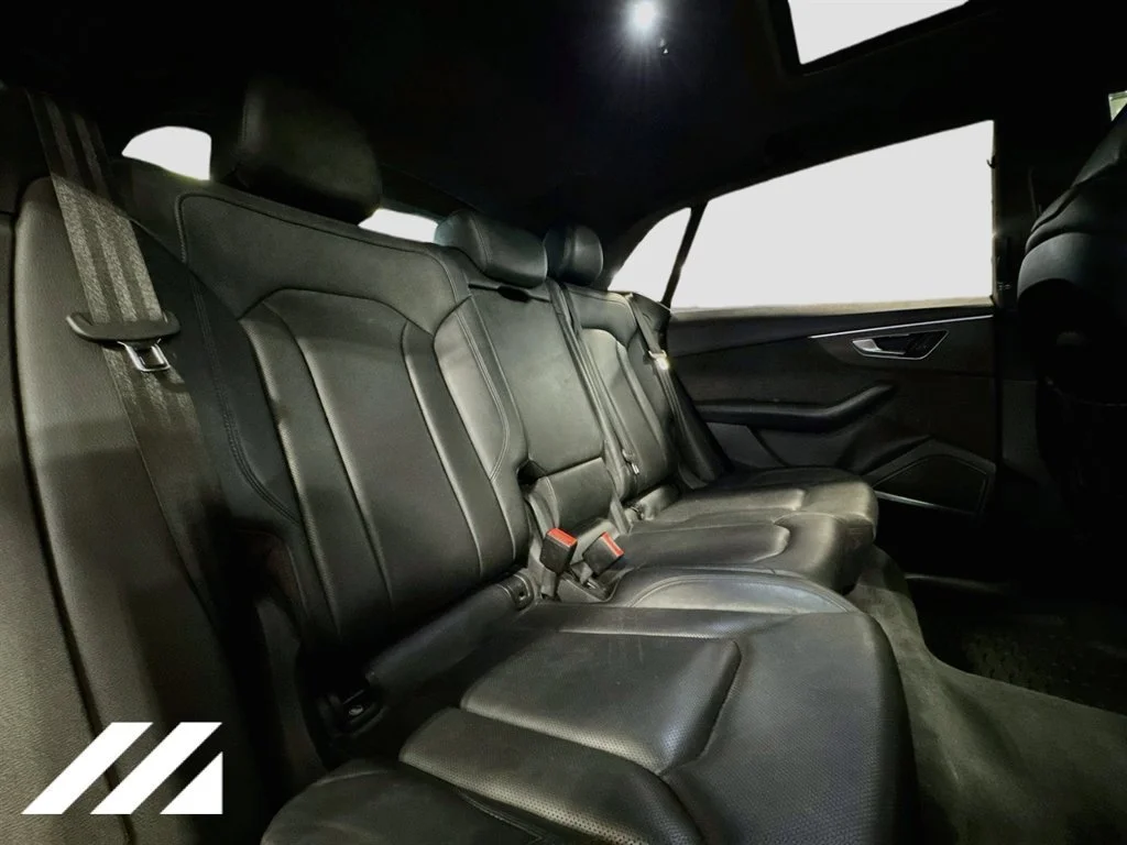 Used 2019  Audi Prestige image 30