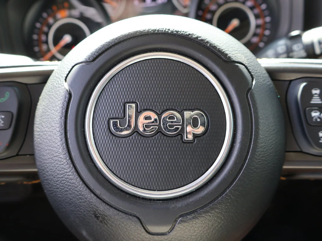 Used 2024 White Jeep Sport image 25