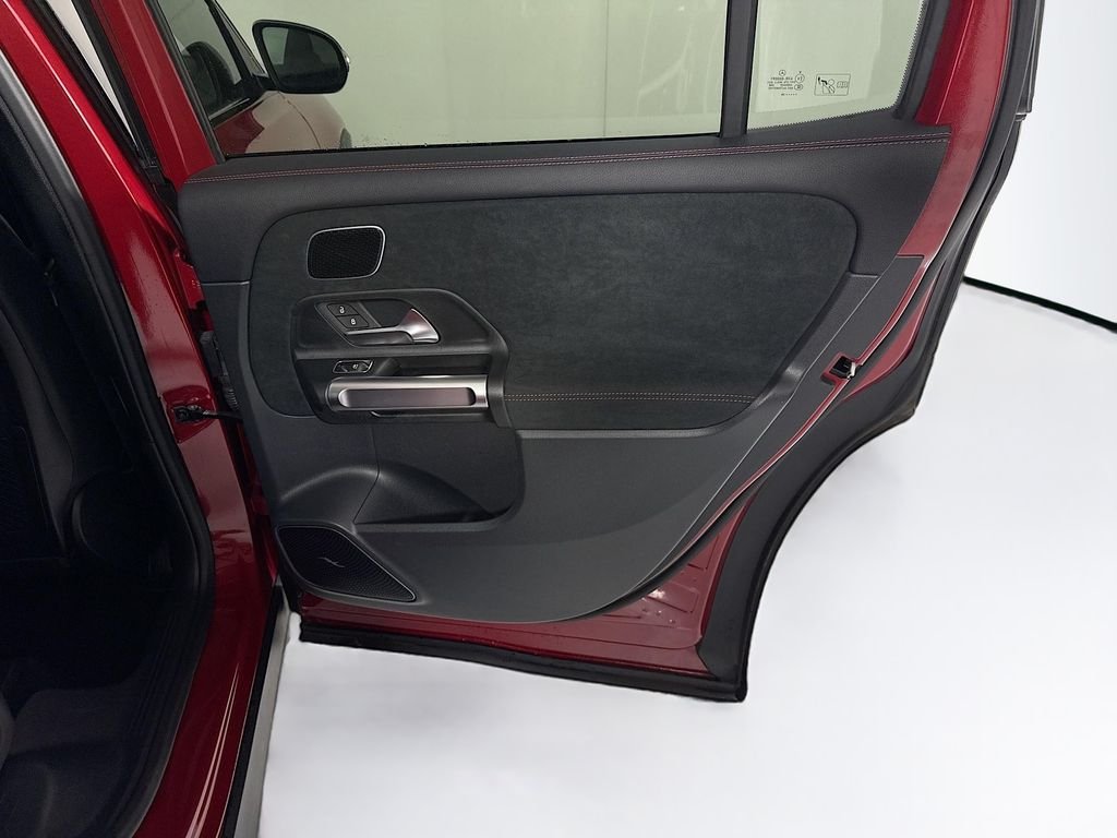 Certified Used 2024 MANUFAKTUR Patagonia Red Metallic Mercedes-Benz GLB 250 image 28