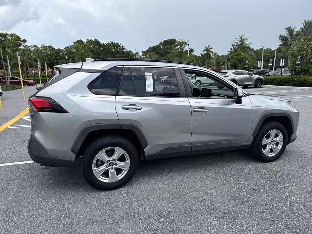 2019 Toyota RAV4 4