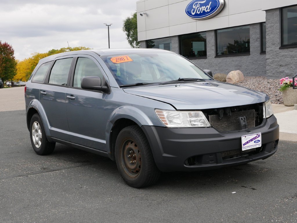Used 2010 Dodge Journey SE with VIN 3D4PG4FB1AT115031 for sale in Northfield, Minnesota