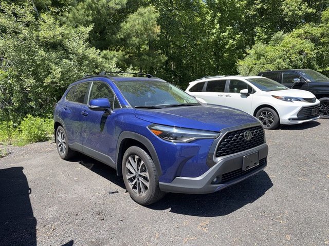 2024 Toyota Corolla Cross XLE