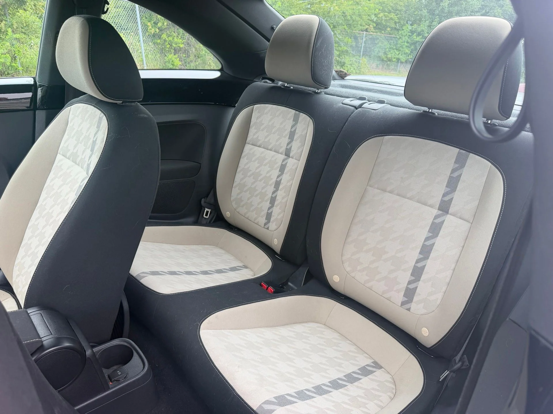 Used 2018 White Volkswagen 2.0T S image 10