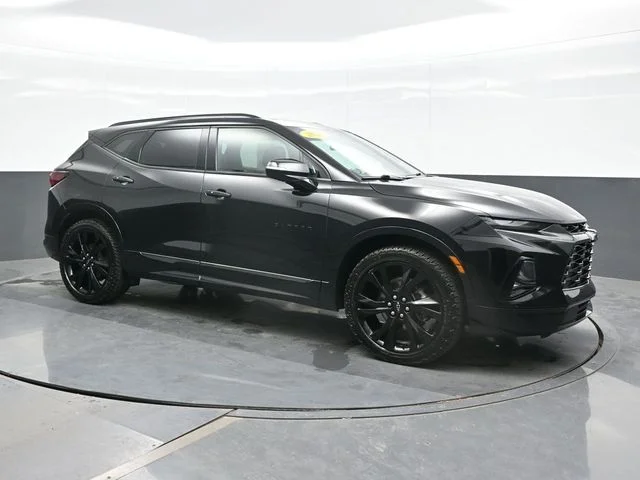 Used 2022 Black Chevrolet RS image 7