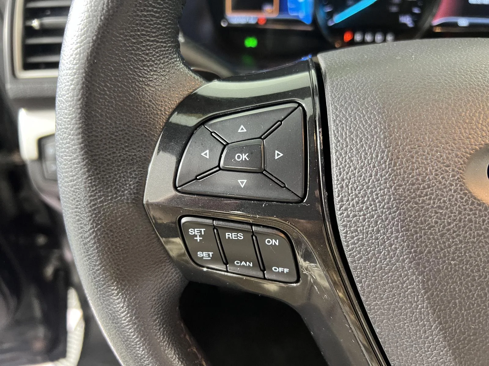 Used 2017 Shadow Black Ford XLT image 15
