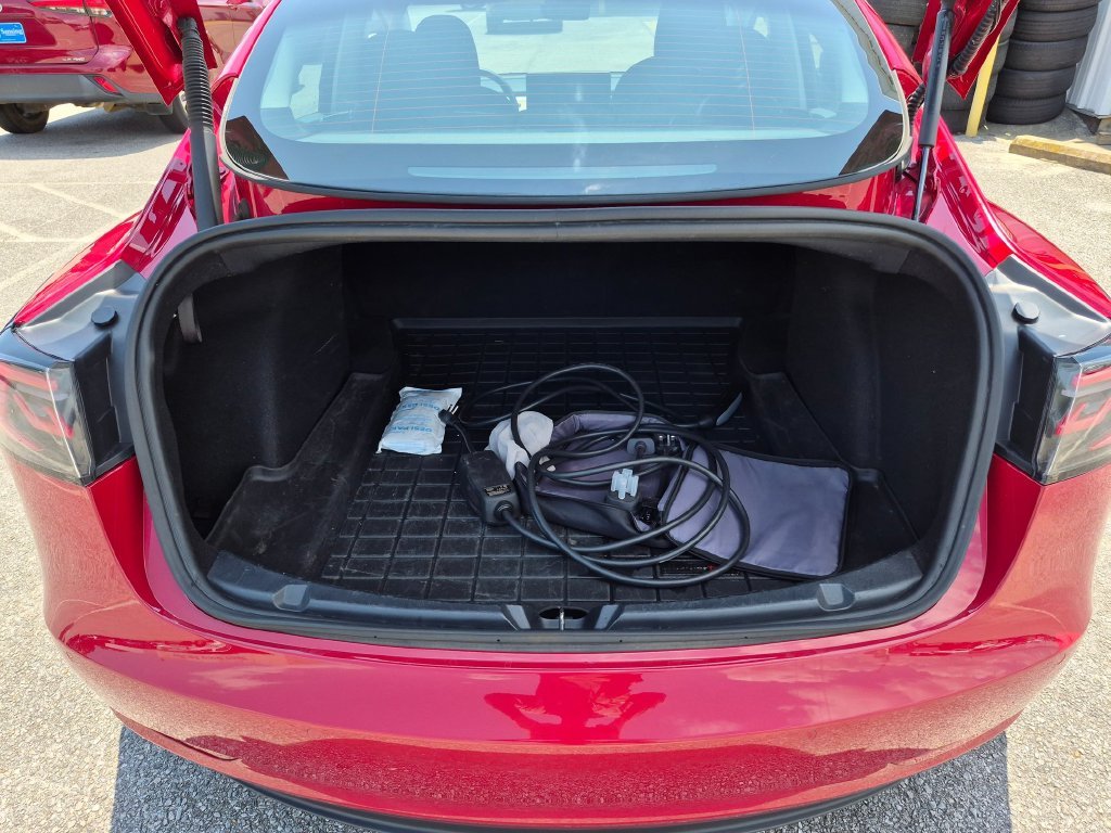 Used 2022 Red Tesla Long Range image 23