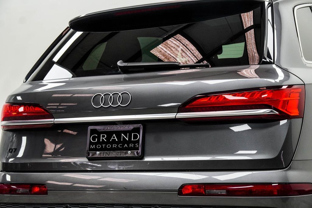 Used 2025 Gray Audi 55 Premium Plus image 13