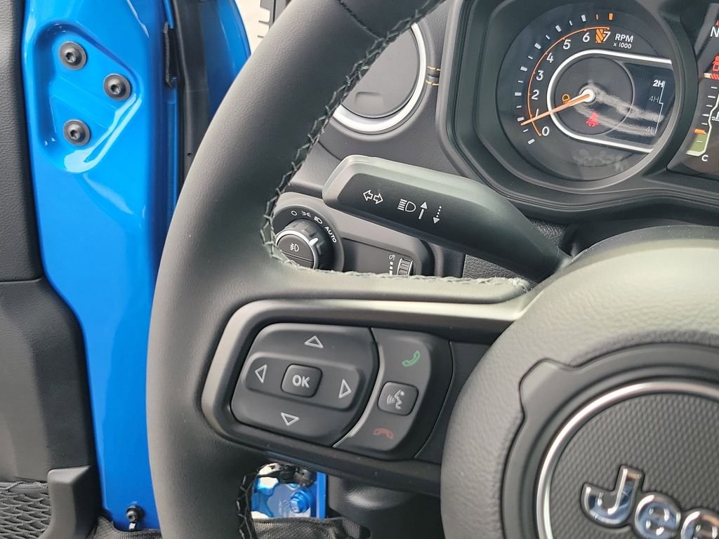 New 2026 Hydro Blue Pearlcoat Jeep Sahara image 22
