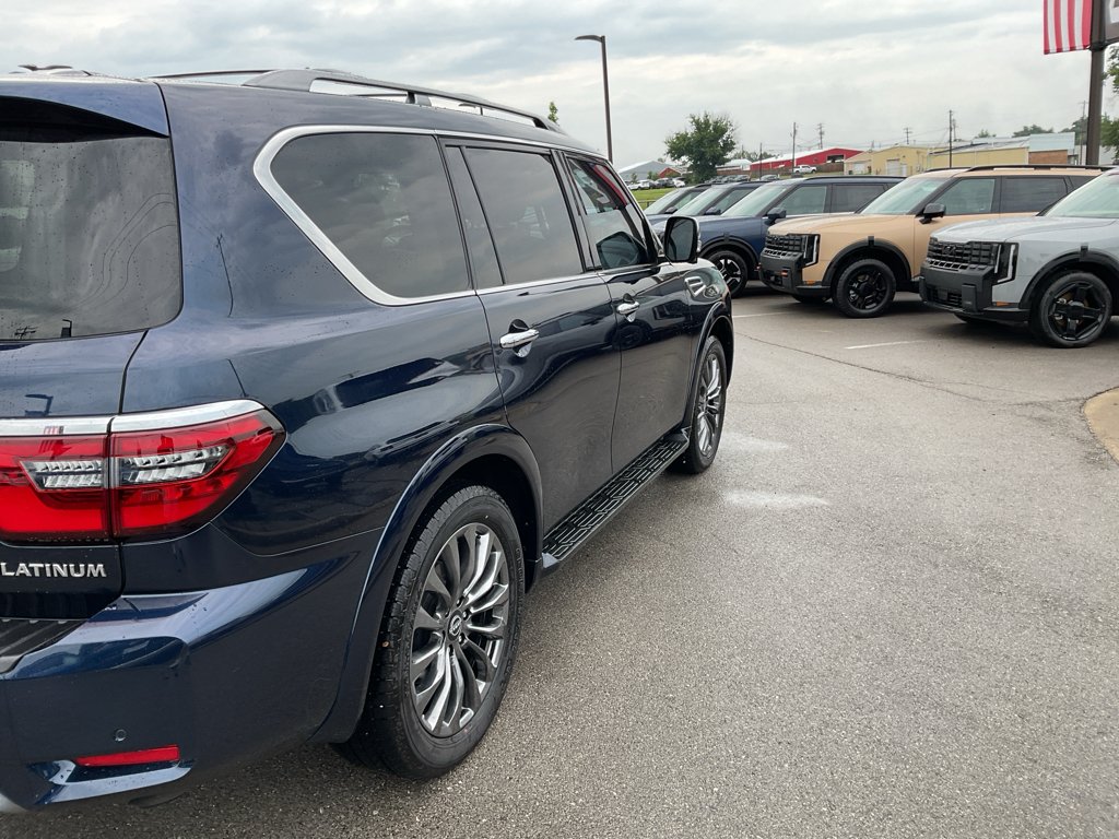 Used 2023 Hermosa Blue Pearl Nissan Platinum image 9