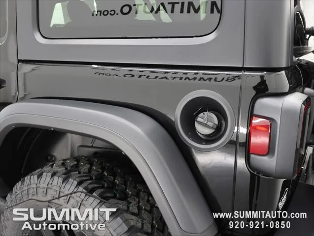 New 2026 Black Clear-Coat Exterior Paint Jeep Willys image 28