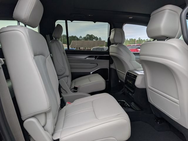 New 2026 High Gloss Black Jeep Limited Reserve image 35