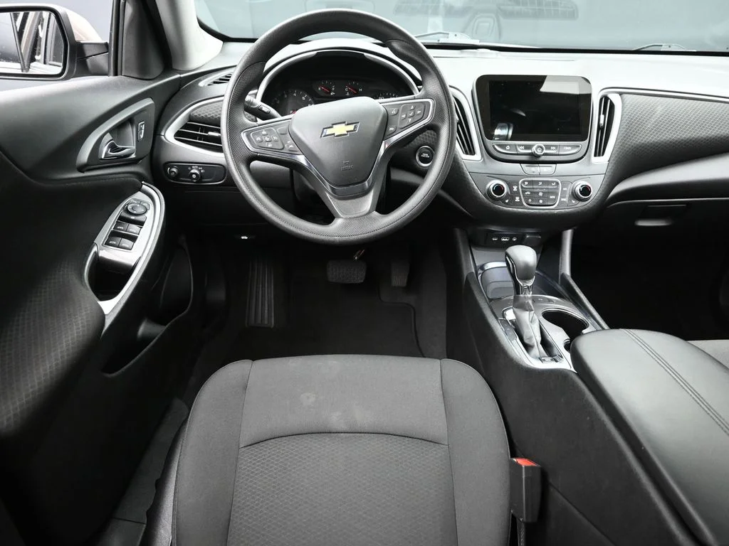 2024 Chevrolet Malibu 1LT - Photo 11