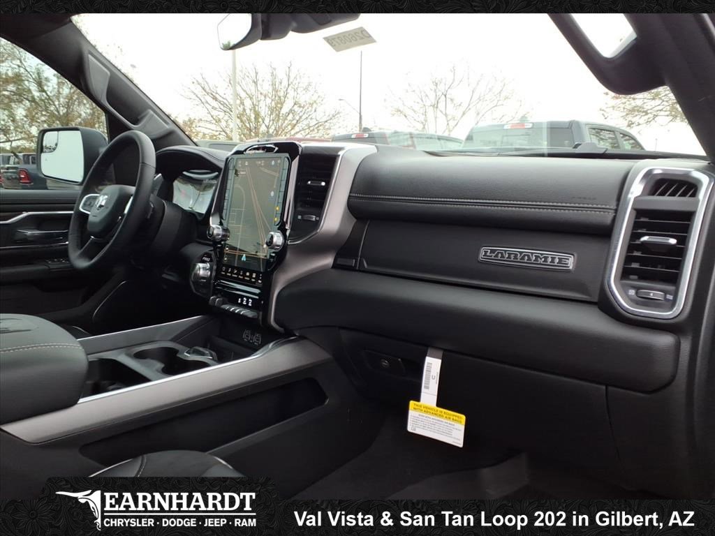 New 2026 Granite Crystal Metallic Clear-Coat Exterior Paint RAM Laramie image 6