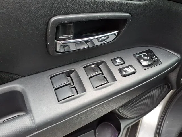 Used 2024 Black Mitsubishi 2.0 ES image 19