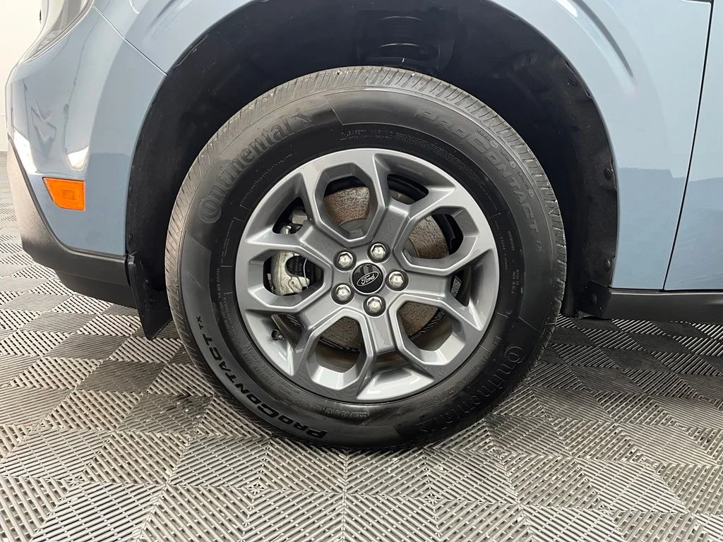 Used 2025 Gray Ford XLT image 15