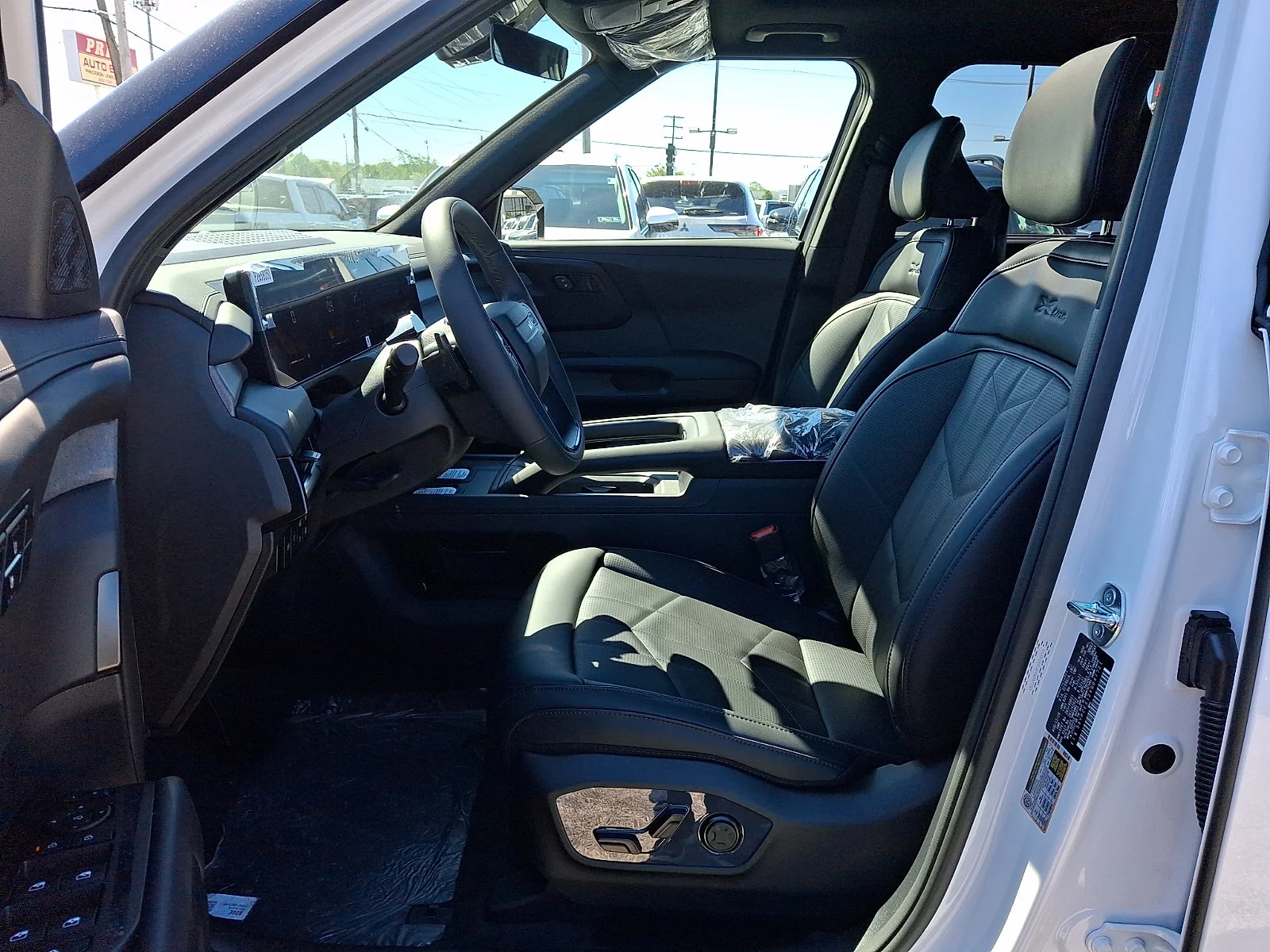 New 2027 White Kia X-Line EX image 11