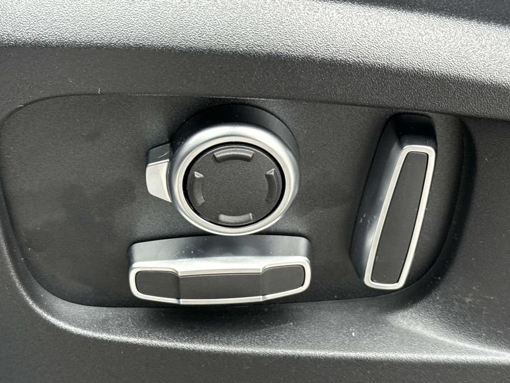New 2026 Borasco Grey Land Rover X image 22