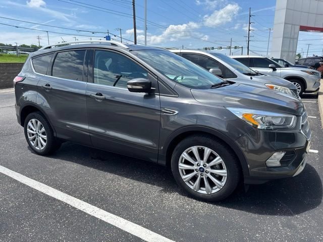 Used 2017 Magnetic Ford Titanium image 13