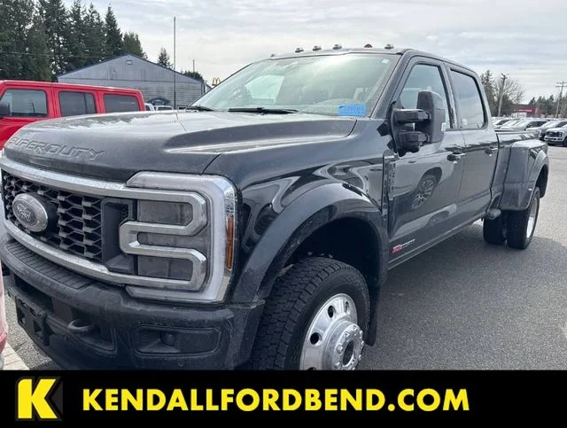 2026 Ford F-450 Platinum 4x4 Crew Cab 8' Box DRW's photo