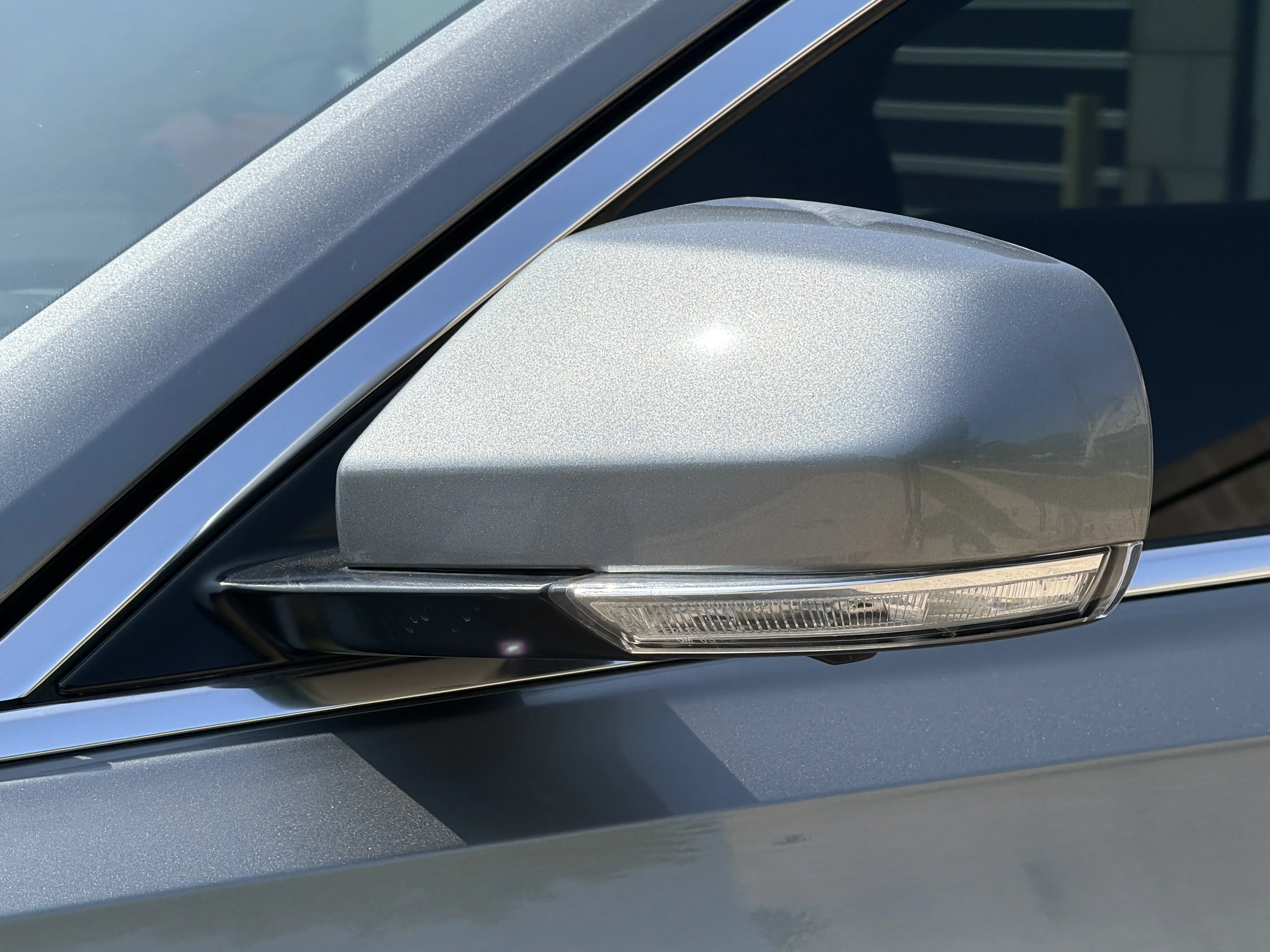 Used 2023 Argent Silver Metallic Cadillac Luxury image 18