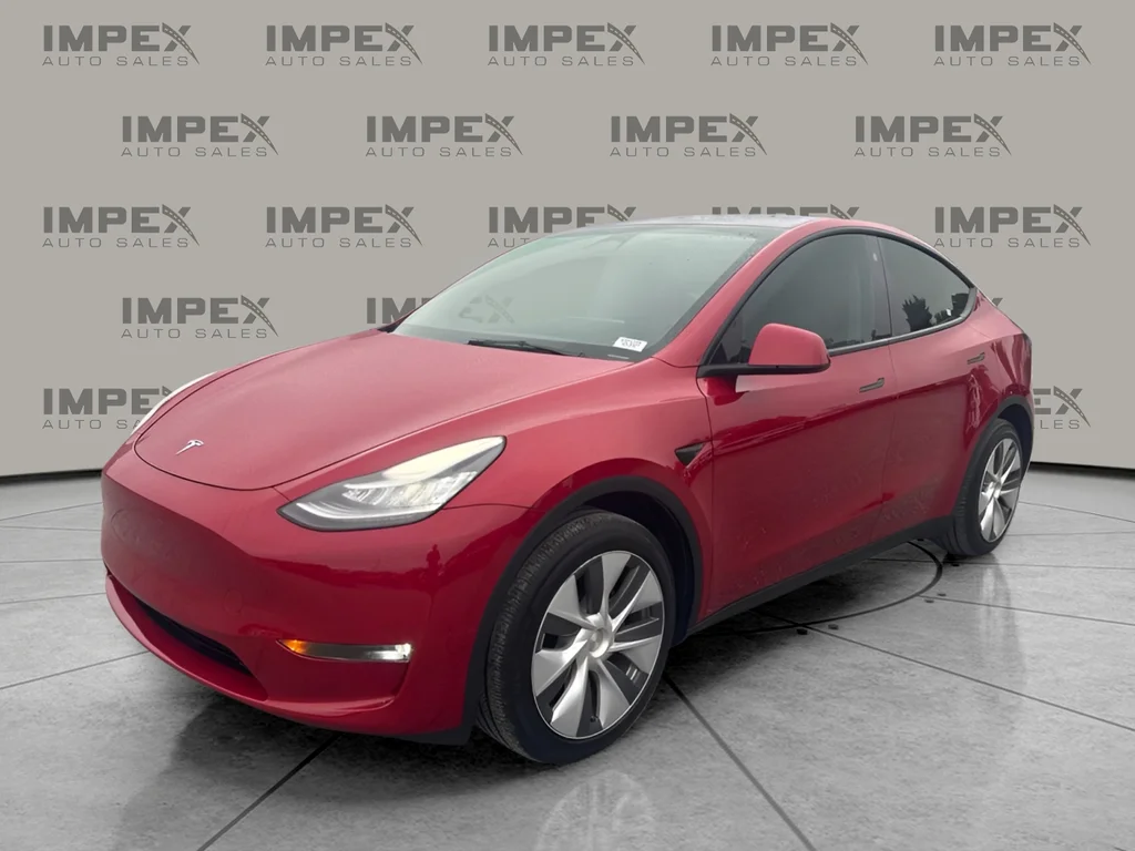 Used 2023 Red Tesla Long Range image 1