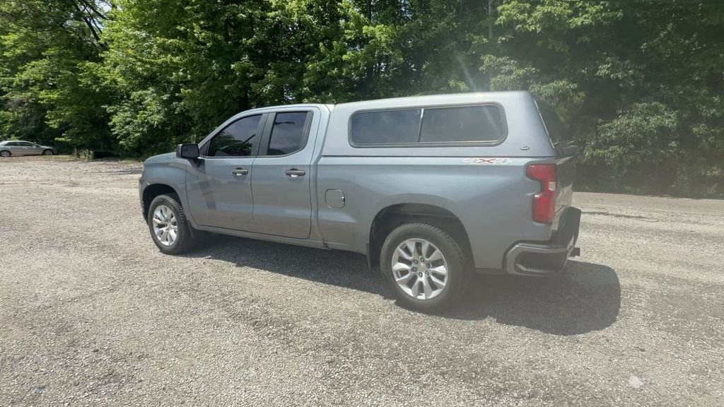 Used 2020 Gray Chevrolet Custom image 6