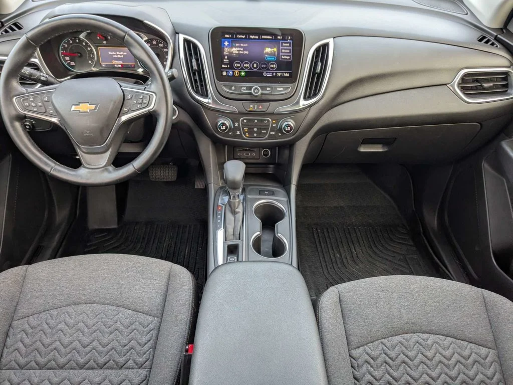 Used 2024 White Chevrolet LT image 17
