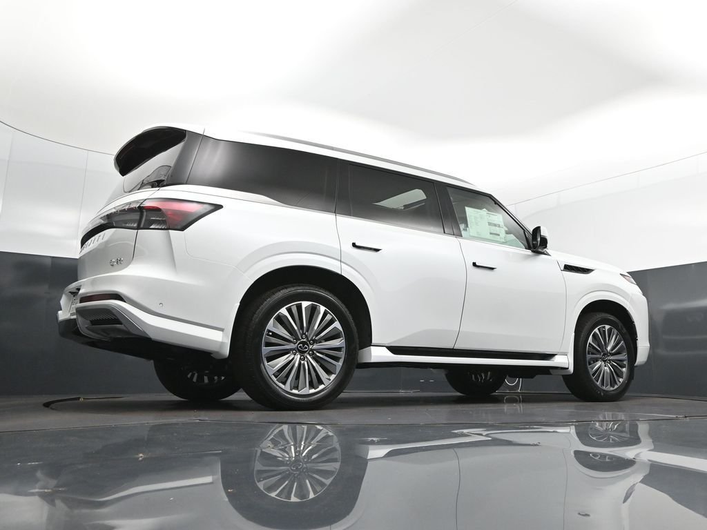 New 2026 RADIANT WHITE INFINITI Luxe 2WD image 43